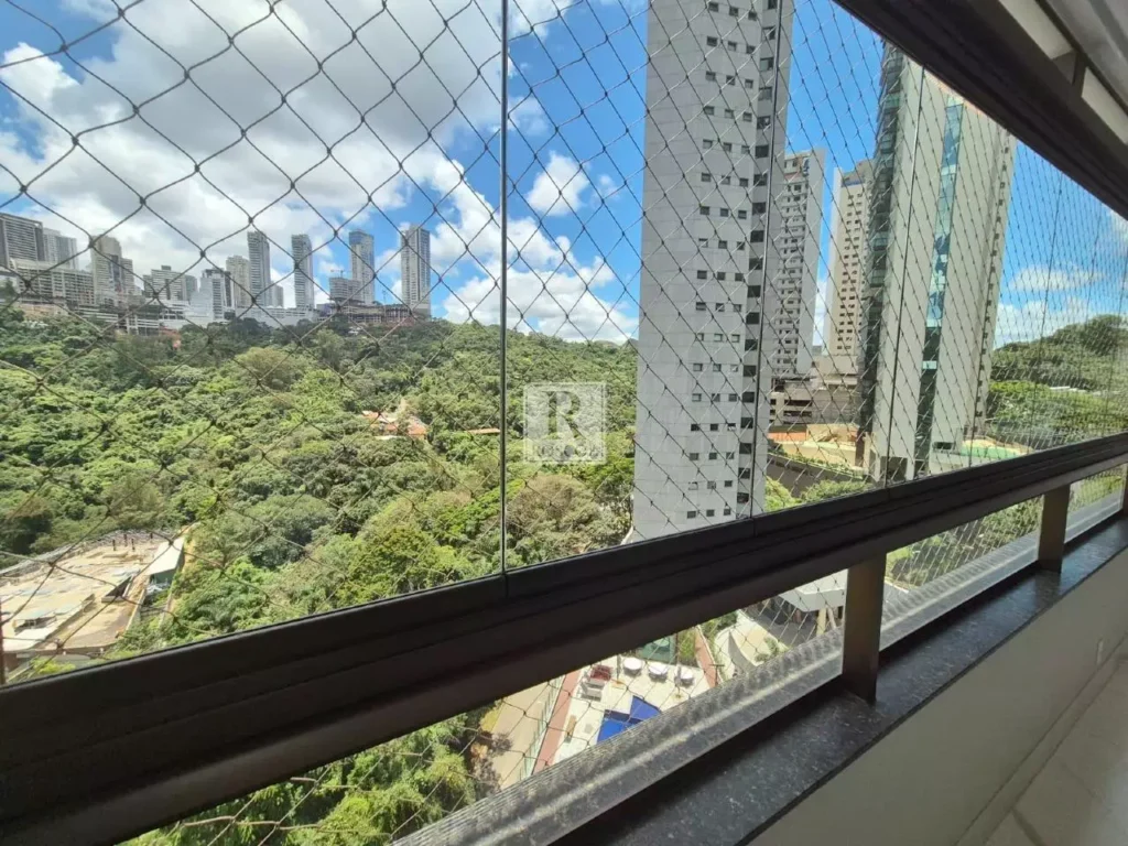 Rua Jacarandá, 419, vale do sereno